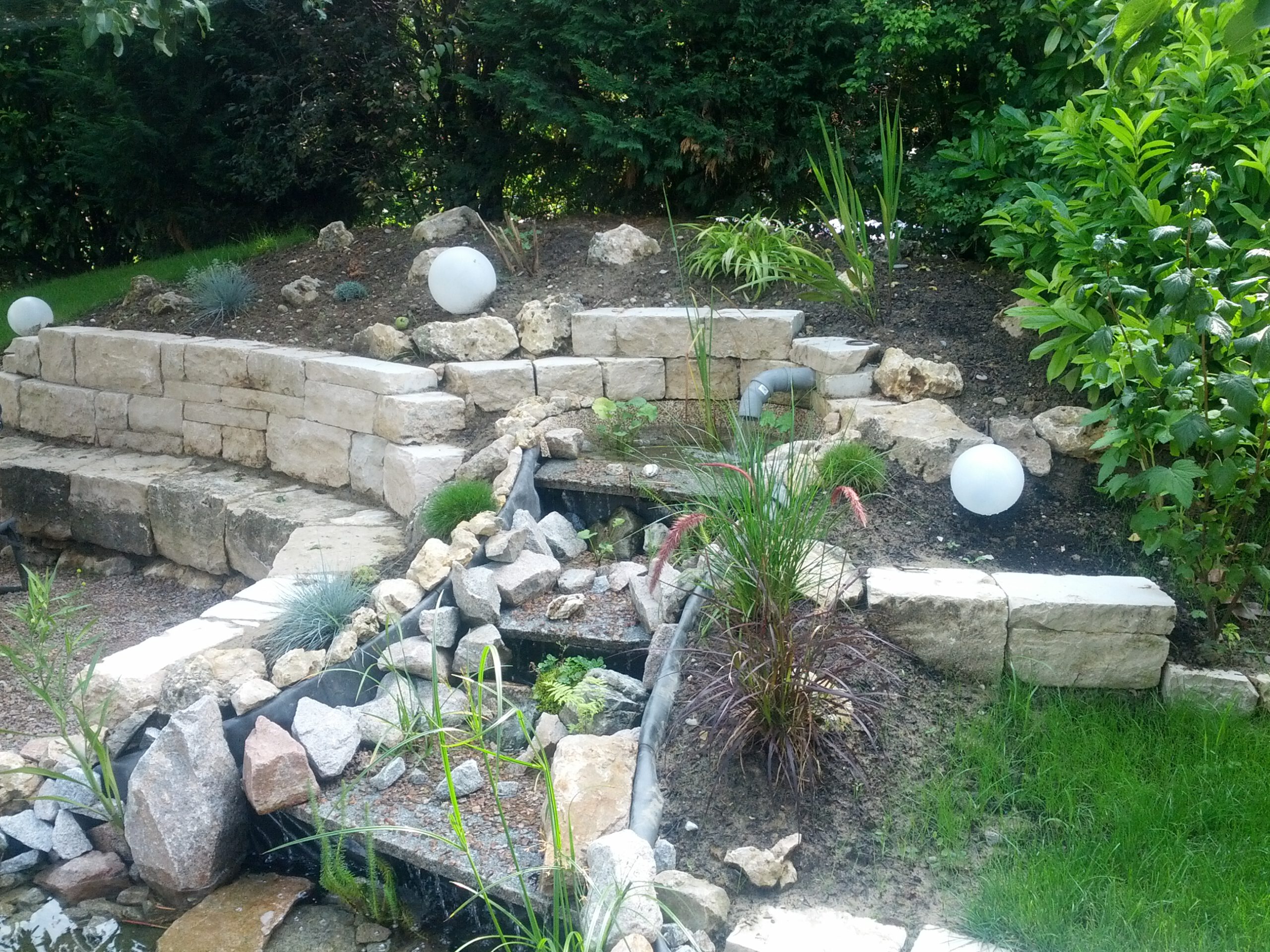 Stein im Garten 8