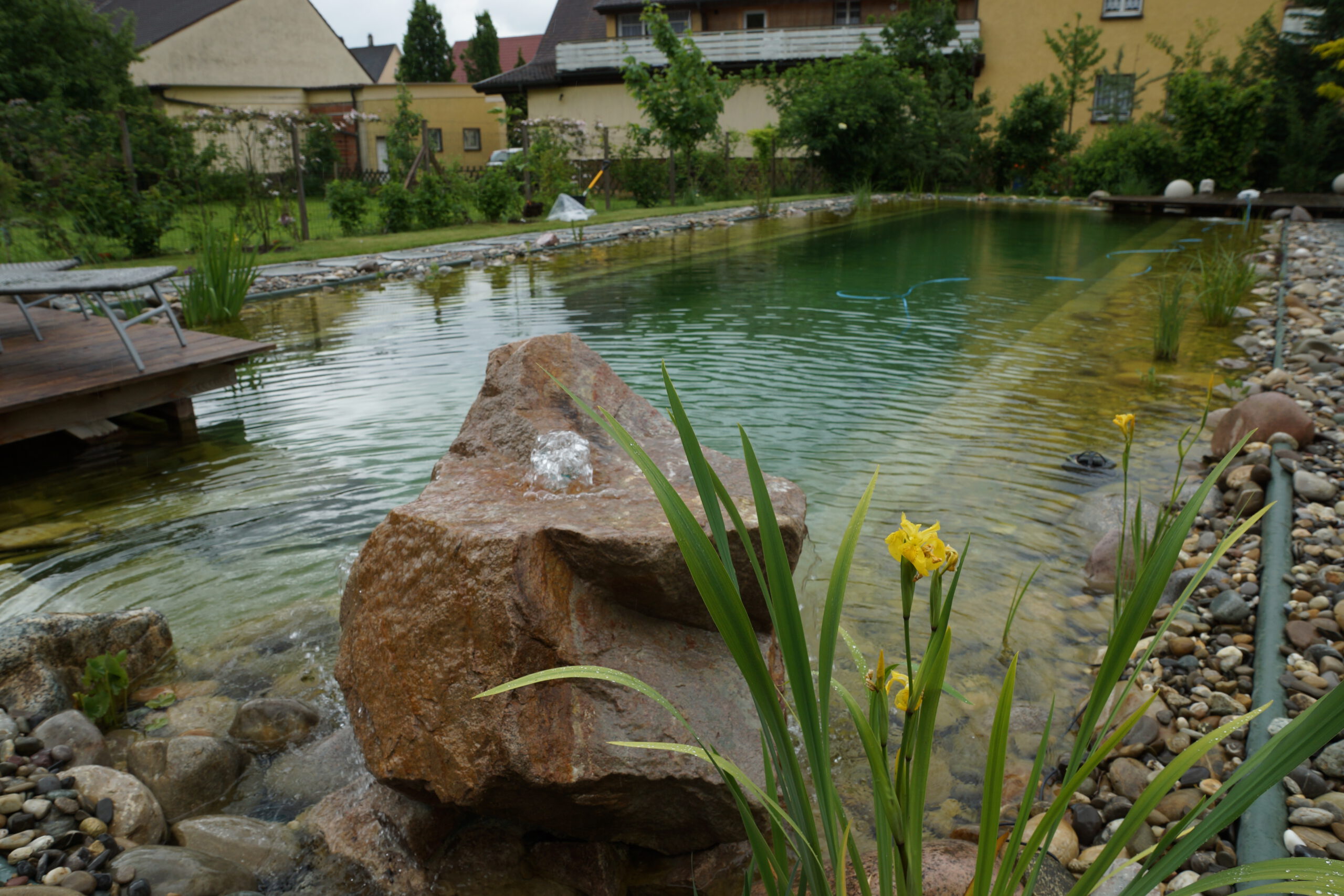 Quellsteinanlage